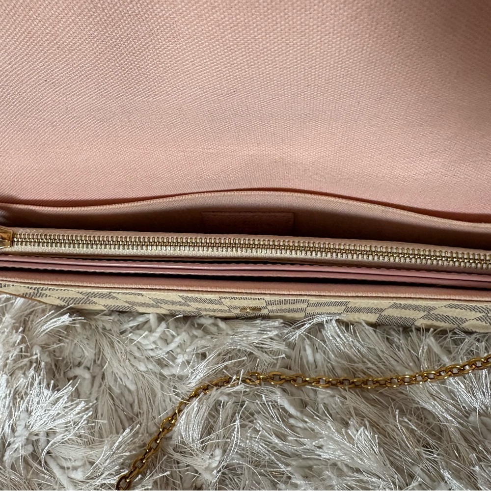 Louis Vuitton pochette felicie in the Damier azur canvas - Picture 6 of 13